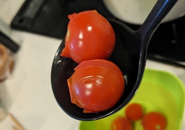 トマトの湯剥き